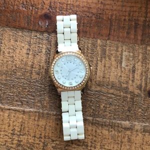 Marc Jacobs watch in rose gold